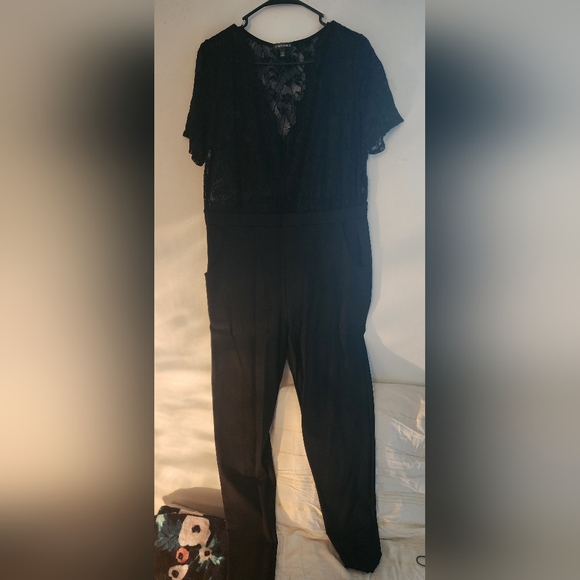 Women's Jumosuit - Picture 2 of 5